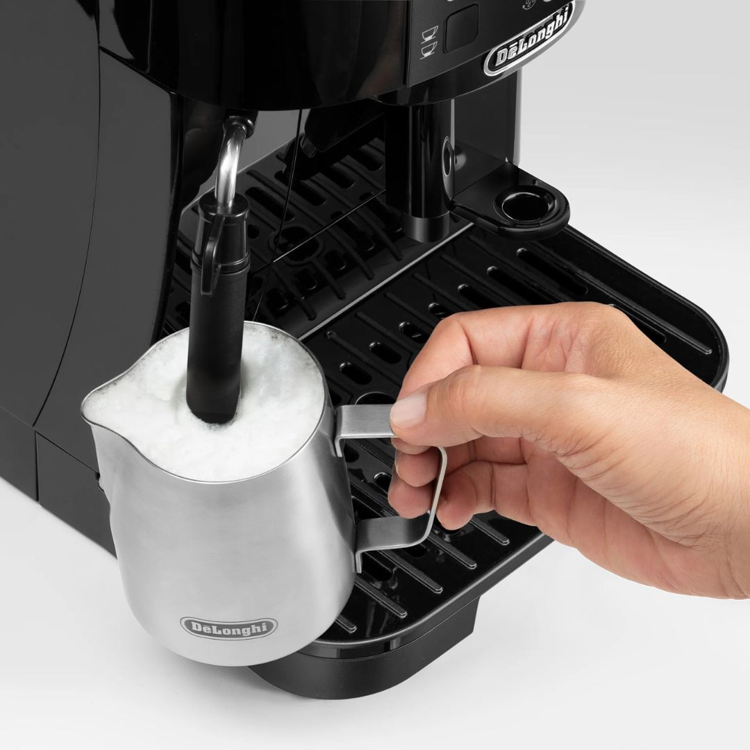 Delonghi Magnifica S Ecam12.121.B automatic coffee machine